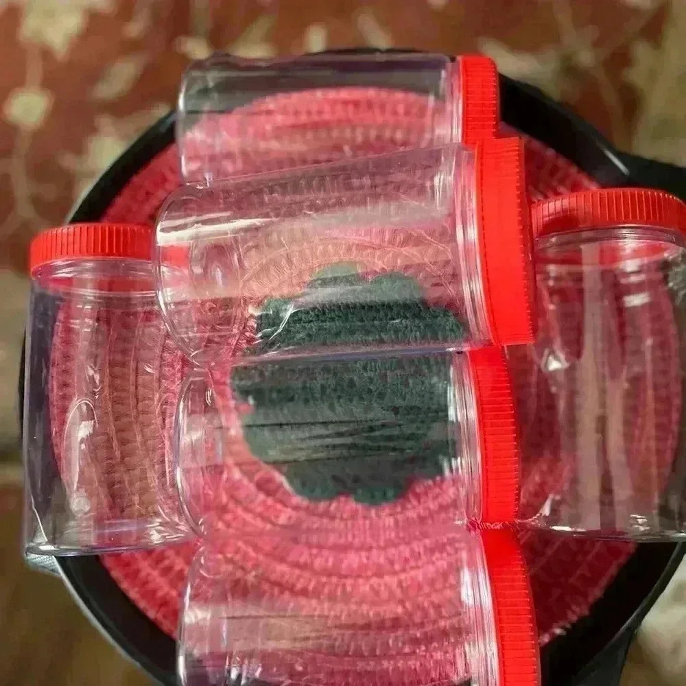 Set of 6 plastic containers clear with red lid 6.5 in height 11.5 width of jar - Picture 3 of 5